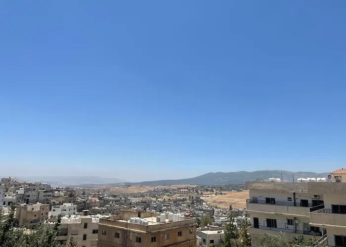Oqdeh Delux Apartments